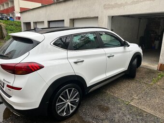 Hyundai Tucson 2.0 136kw - 3