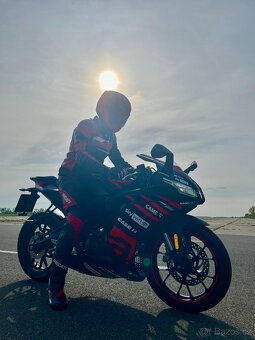 Aprilia rs 125 gp replica - 3