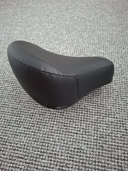 Sedlo na Babetta a další typy mopedů. (nové) - 3