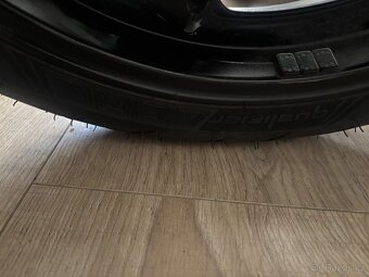 Sada pneu Dunlop Qualifier CORE 120/70/17 a 190/50/17 - 3
