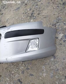 Přední nárazník Peugeot 407 - 3
