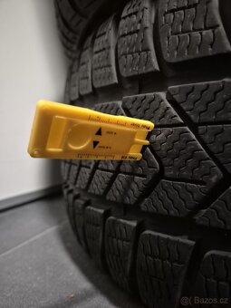 Zimní pneu Pirelli Sottozero 3 235/45/18 - 3