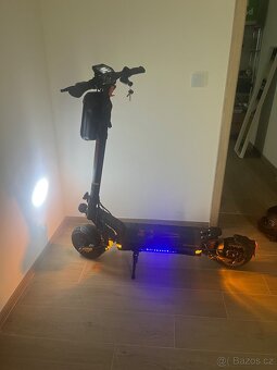 Elektrokolobežka Kukirin g2 master (2025) - 3