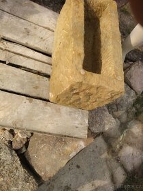 Kamenné koryto 50x25 hloubka 30cm - 3