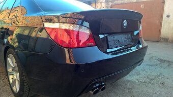Zadní spoiler pro BMW E60 Sedan pro všechny typy BMW E60 - 3