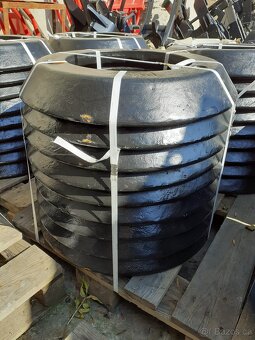 závaží do kol pro traktor New Holland - 3