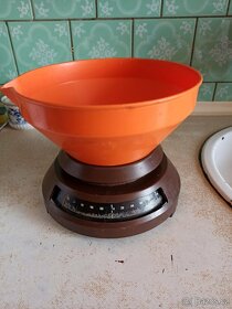 Spotřebiče a věci do kuchyně - 3