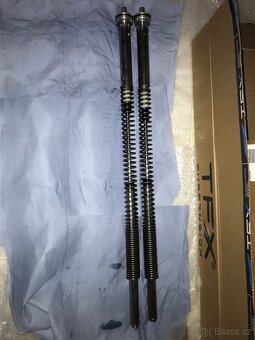 Tlumiče CF Moto 450 mt - 3