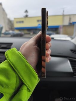 IPhone 14 Pro top stav - 3