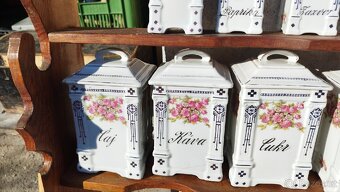 Prodej porcelánu celá sada. - 3