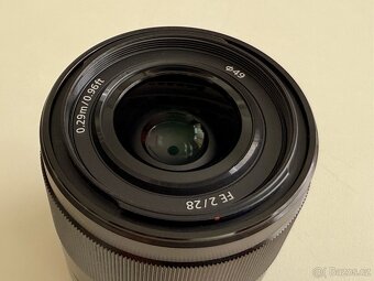 Sony FE 28mm F2 - 3
