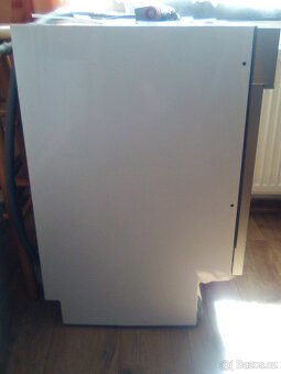 Vestavná myčka BEKO - 3