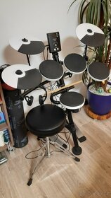 Prodám elektronické bicí Roland V-Drums Kit TD-1K - 3