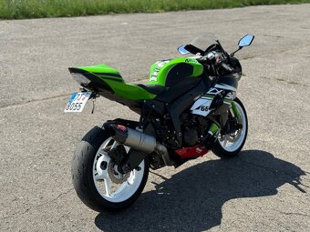 Kawasaki zx6r 2010 - 3