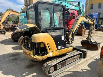 Caterpillar 2,8 tun 302,5 - 3