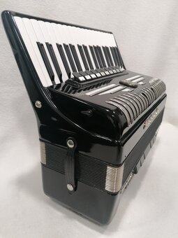 akordeon Weltmeister Elegance 96 basovy - 3