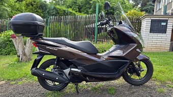 Honda PCX po prvním majiteli v perfektním stavu - 3