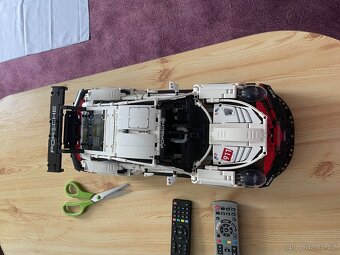 Lego technic 42096 Porsche 911 RSR - 3