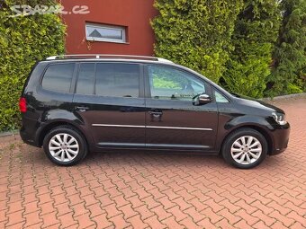 VW Touran 2.0TDI 103kW,Highline,7.míst,webasto,serviska - 3