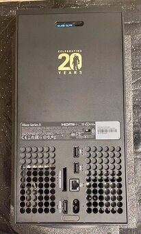 Prodám Microsoft Xbox Series X 1TB - 3