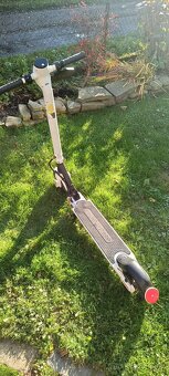 Elektrická koloběžka Microgo M5 - 3