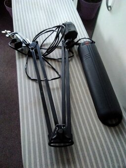 Zářivková lampička, nastavitelná s adaptérem černá. - 3