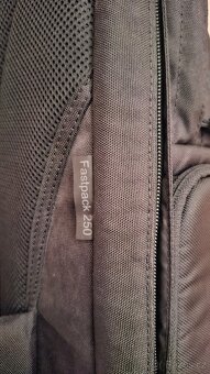 Lowepro Fastpack 250 - 3