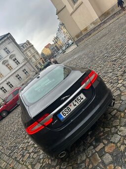 Jaguár XF 2.2d Luxury 2013 230xxx - 3