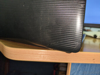 prodám notebook Asus x55c, Intel Core i3 2,4GHz, SSD - 3