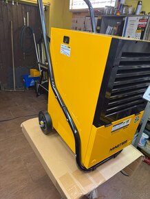 Akce / Prodám odvlhčovač DH 752 - 3