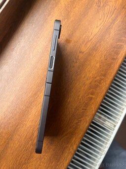 Samsung galaxy Z flip 6 - 3