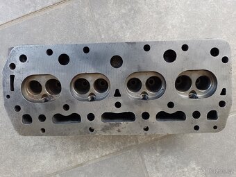 HLAVA MOTORA SKODA 100/110/1000 - 3