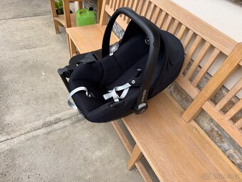 Autosedačka Vajíčko Maxi Cosi se základnou - 3