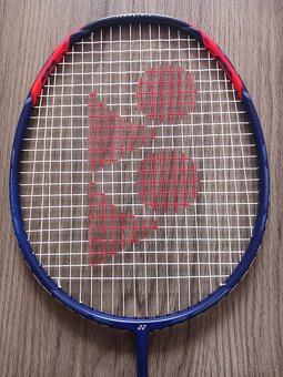 Badmintonová raketa YONEX VOLTRIC ACE - 3