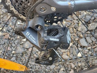 Prodám kolo Specialized sirrus x4.0 - 3