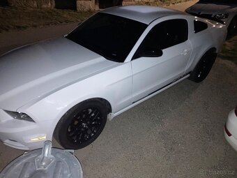 Ford mustang 3.6 v6 - 3