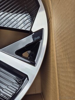 Nová originál sada Audi Q3/Q4 - E-Tron R21 - 3