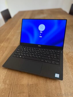 Dell XPS 13 (9360) – i7 / 8gb RAM / SSD / - 3