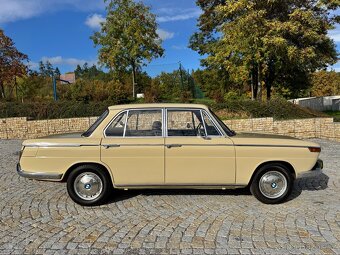 BMW 2000 (121) - 3