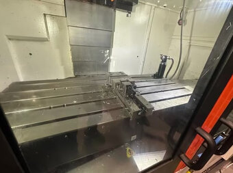 Obráběcí centra - vertikální VCN 530C - 3