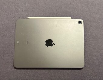 Apple iPad Air 4. generace 64 GB + příslušenství - 3