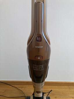 Tyčový vysavač Sencor SVC 8618GD - 3