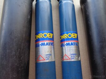 Renault 9- 11  Zad tlmiče - 3