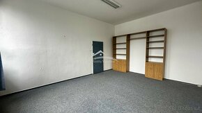 Pronájem pěkné kanceláře 26 m2, Pelhřimov - 3