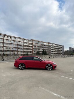 Audi RS4 competition + - 3