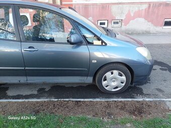 Prodám Toyota Corolla Verso 2l D4D - 3