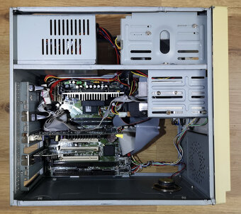 Predám Retro PC Celeron 300MHz - 3