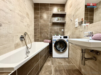 Prodej bytu 4+1, 78 m², Velešín, ul. Sídliště - 3