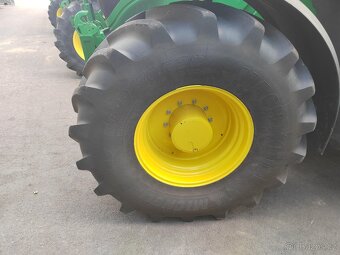 Traktor John Deere 6215R - 3