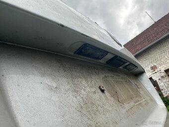 Páté dveře Octavia combi stříbrná 9102 - 3